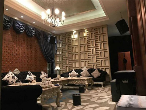 镇江ktv荤的哪个比较玩得开